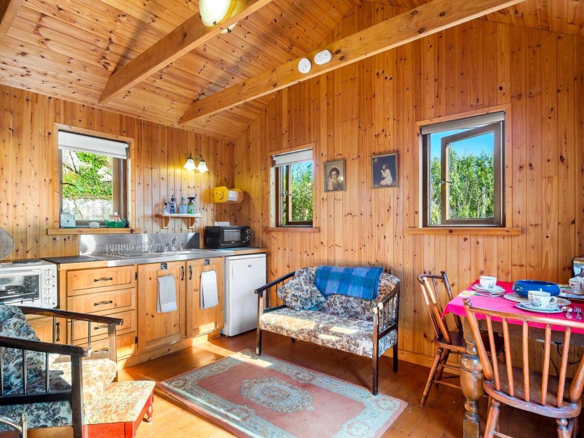 Seaside Log Cabin, Carna Villa Exterior photo